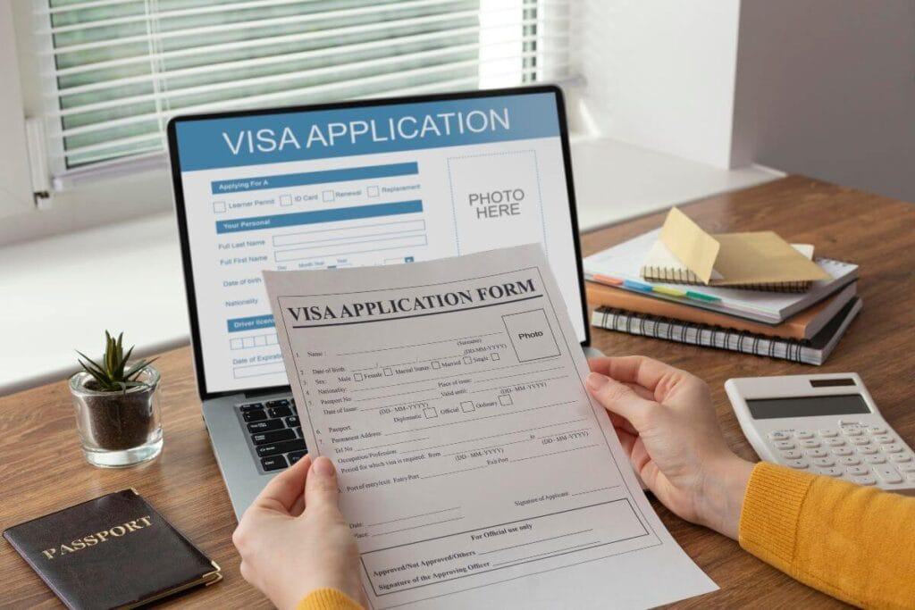 Visa Application Form Laptop (3)